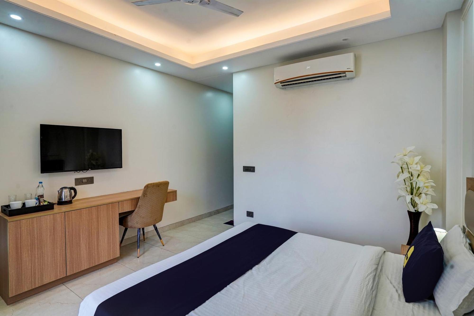 Hotel O Parkinn غورغاون المظهر الخارجي الصورة